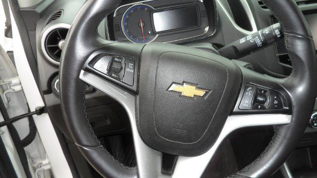 Used 2016 Chevrolet Trax LT w/ LT Convenience Package AWD/4WD image 22