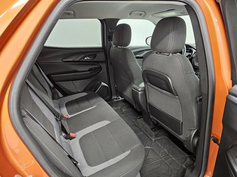 Used 2022 Chevrolet TrailBlazer LT w/ LPO, Blackout Package FWD image 27