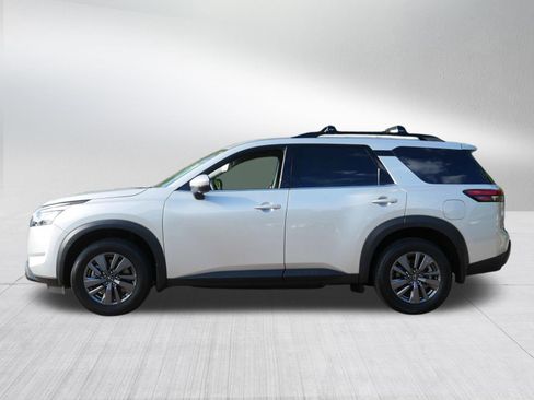 Certified 2023 Nissan Pathfinder SV AWD/4WD image 4