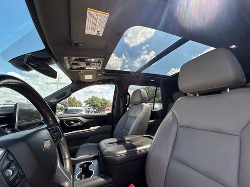 Used 2021 Chevrolet Tahoe LT w/ LT Signature Package RWD image 12