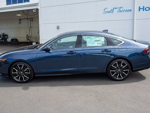 New 2026 Honda Accord Touring image 9
