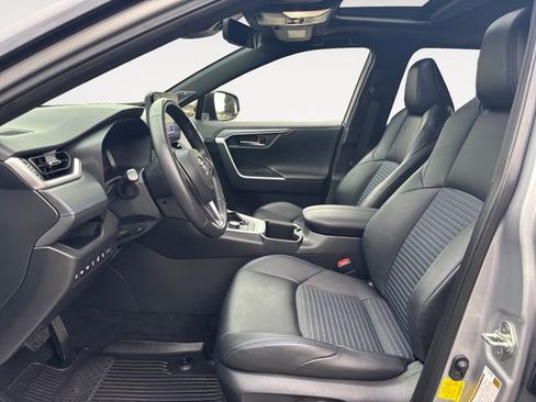 Used 2023 Toyota RAV4 XSE image 9