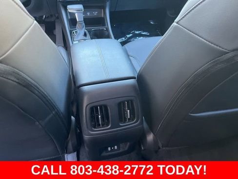 Used 2025 Hyundai Santa Cruz SEL FWD image 14