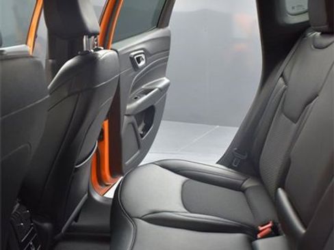 New 2026 Jeep Compass Latitude image 8