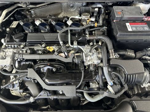 Used 2023 Toyota Corolla LE image 31