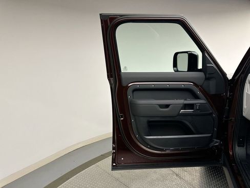 New 2026 Land Rover Defender 130 S image 10