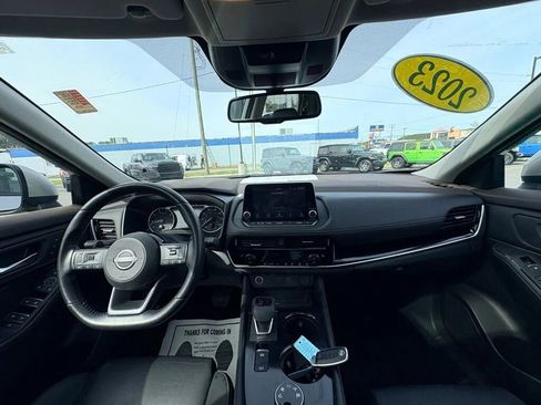 Used 2023 Nissan Rogue SL AWD/4WD image 20