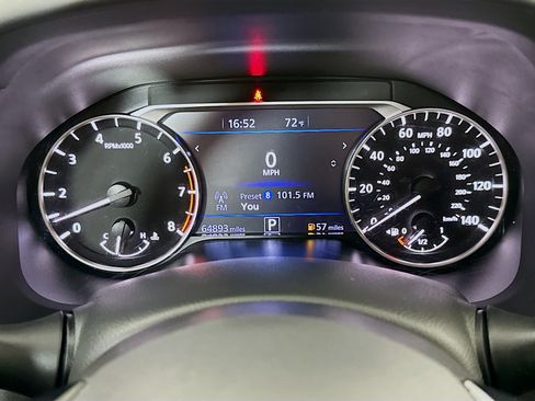 Used 2021 Nissan Altima 2.5 SR FWD image 18