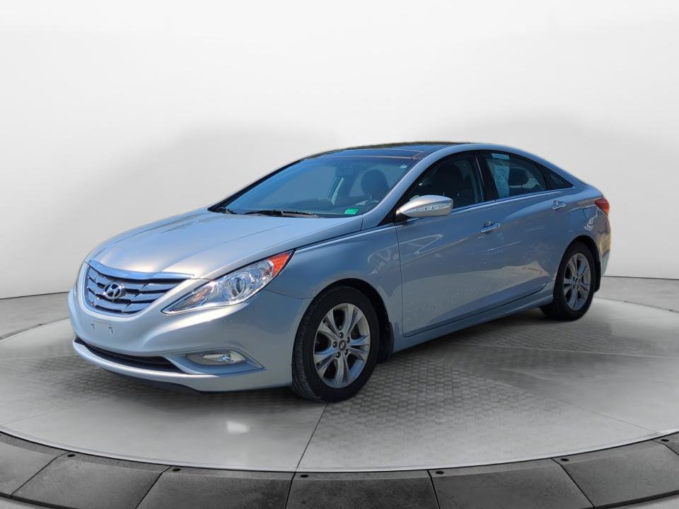 Used 2013 Hyundai Sonata Limited w/ Premium Pkg FWD image 1