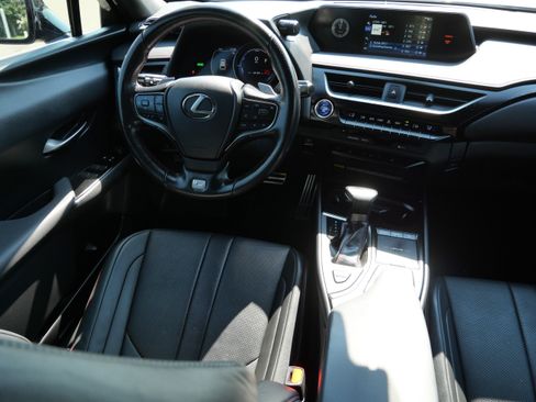 Used 2021 Lexus UX 250h F Sport w/ F Sport Premium Package AWD/4WD image 9