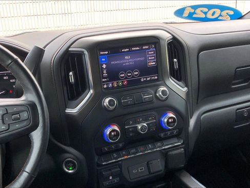 Used 2021 GMC Sierra 1500 AT4 w/ AT4 Preferred Package image 6