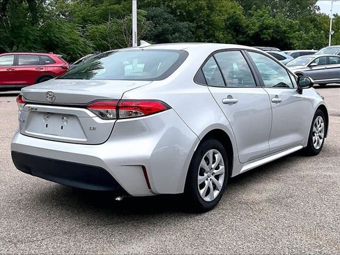 Used 2023 Toyota Corolla LE FWD image 6