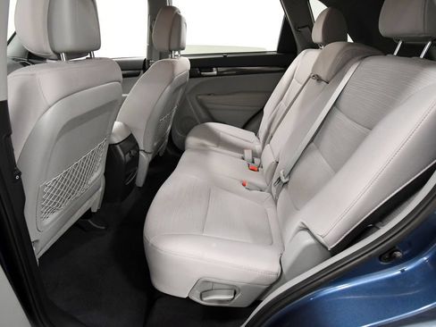 Used 2014 Kia Sorento LX FWD image 15