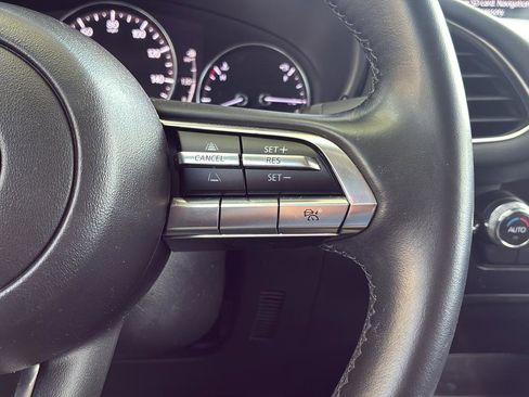 Used 2023 MAZDA MAZDA3 s FWD image 34