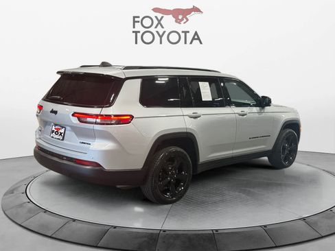 Used 2025 Jeep Grand Cherokee L Limited w/ Luxury Tech Group II AWD/4WD image 11