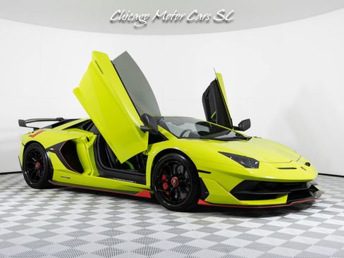 Used 2019 Lamborghini Aventador SVJ AWD/4WD image 28