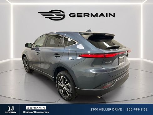 Used 2021 Toyota Venza LE image 5