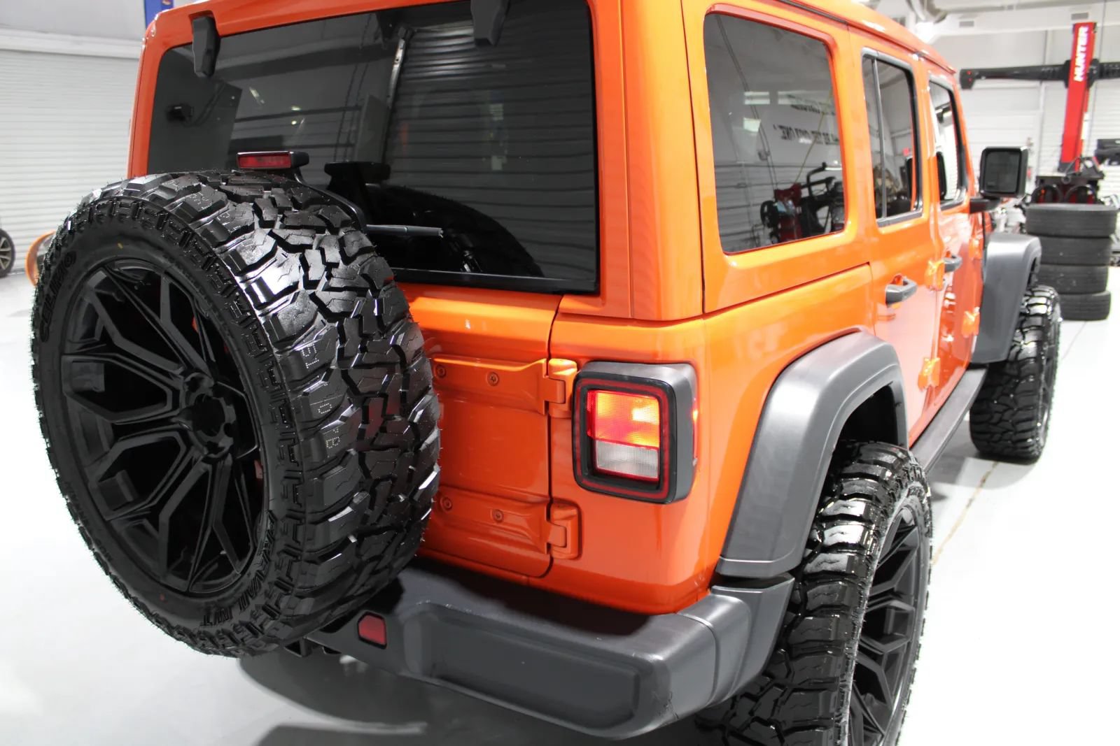 Used 2020 Jeep Wrangler Unlimited Sport S w/ Sun And Sound Package AWD/4WD image 15
