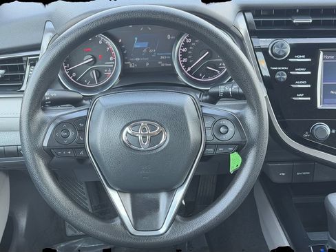 Used 2020 Toyota Camry LE AWD/4WD image 17