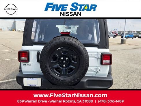 Used 2026 Jeep Wrangler Unlimited Sport AWD/4WD image 9