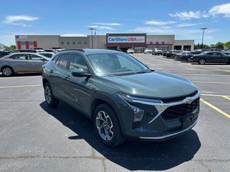 Used 2025 Chevrolet Trax LT FWD video 1