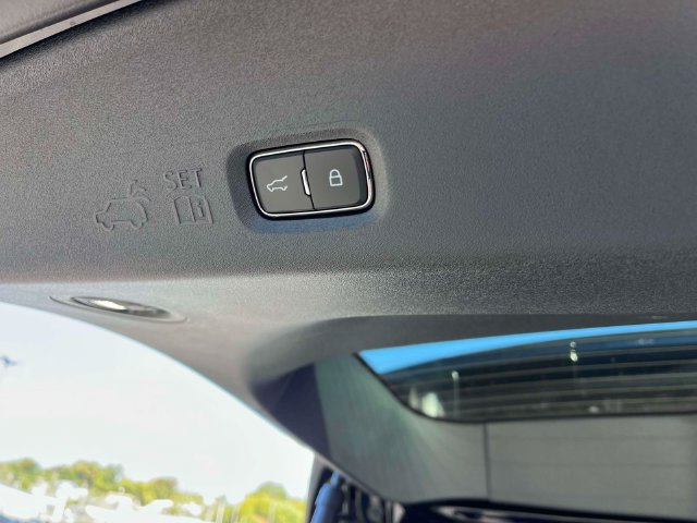 New 2027 Ford Expedition Platinum w/ Platinum Ultimate Package AWD/4WD image 20