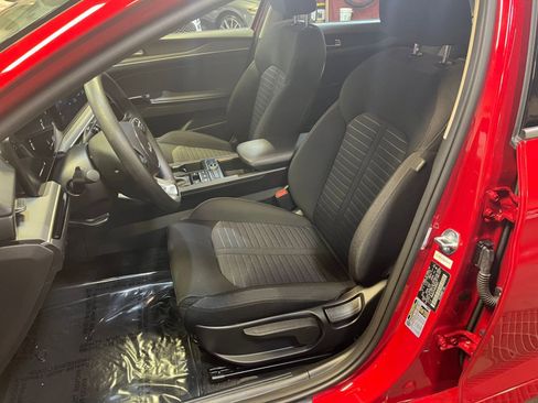 Used 2025 Kia K5 LXS image 36