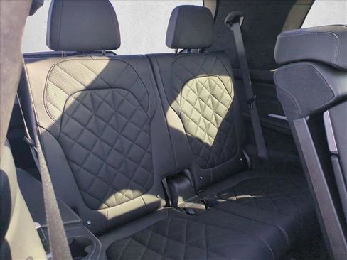 Certified 2024 BMW X7 xDrive40i w/ M Sport Package image 30