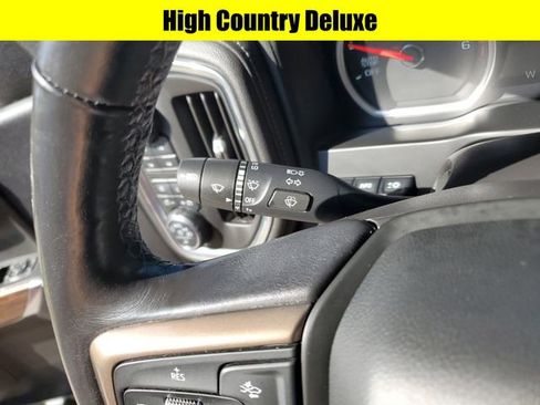 Used 2021 Chevrolet Silverado 1500 High Country image 13
