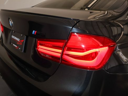 Used 2018 BMW M3 w/ Competition Package RWD image 41