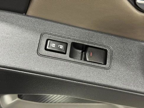 Used 2022 Nissan Frontier SV w/ Technology Package AWD/4WD image 24