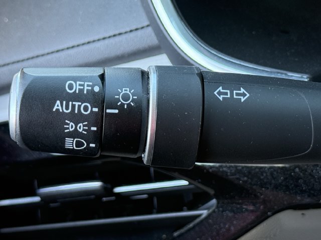 Used 2025 Acura MDX w/ Technology Package FWD image 21