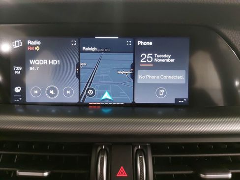 New 2025 Alfa Romeo Stelvio Sprint w/ Veloce Package image 23