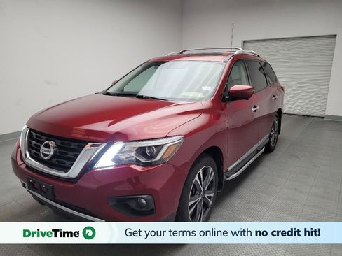 Used 2020 Nissan Pathfinder Platinum FWD image 1