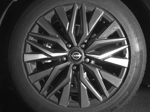 Used 2025 Nissan Altima 2.5 SV image 12