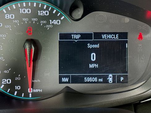 Used 2022 Chevrolet Trax LT w/ Driver Confidence Package AWD/4WD image 15