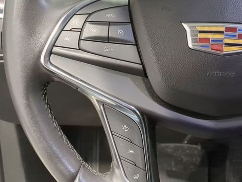 Used 2018 Cadillac XT5 Luxury w/ Driver Awareness Package image 37