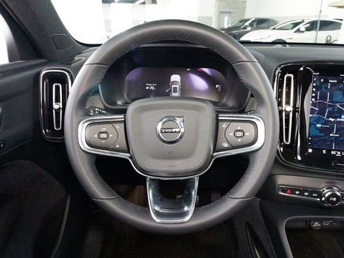 Used 2024 Volvo XC40 Recharge Plus w/ Protection Package Premier AWD/4WD image 7