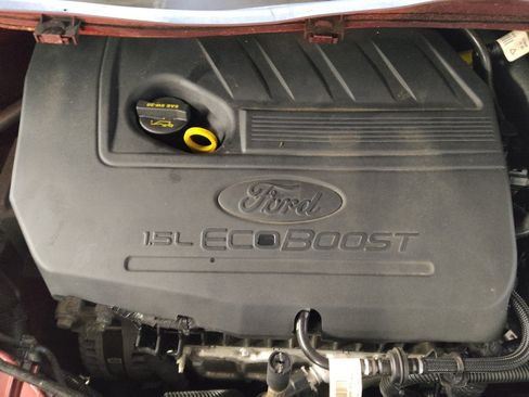 Used 2017 Ford Escape Titanium w/ Equipment Group 301A image 30