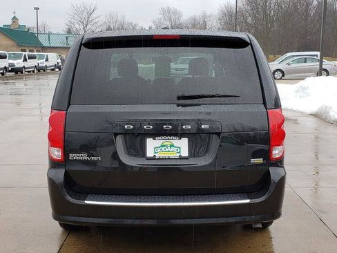 Used 2017 Dodge Grand Caravan SE w/ Power Window Group image 4