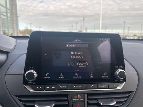 Used 2025 Nissan Altima 2.5 S image 19