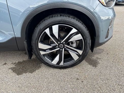 Used 2023 Volvo XC40 B5 Plus w/ Driver Assist Package AWD/4WD image 31