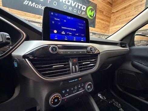 Used 2020 Ford Escape SE AWD/4WD image 21