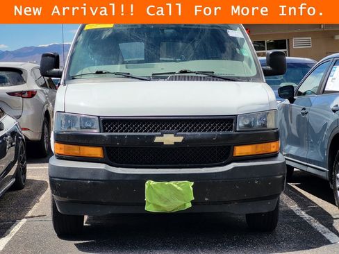 Used 2023 Chevrolet Express 3500 LS RWD image 3
