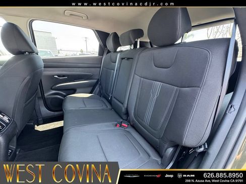Used 2025 Hyundai Tucson SEL FWD image 32