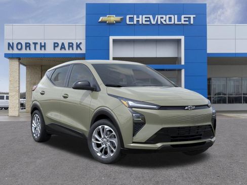 New 2027 Chevrolet Bolt LT w/ Comfort Package FWD image 1