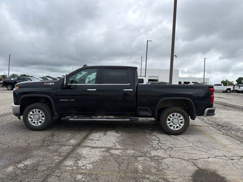 Used 2022 Chevrolet Silverado 2500 LTZ w/ Safety Package AWD/4WD image 5
