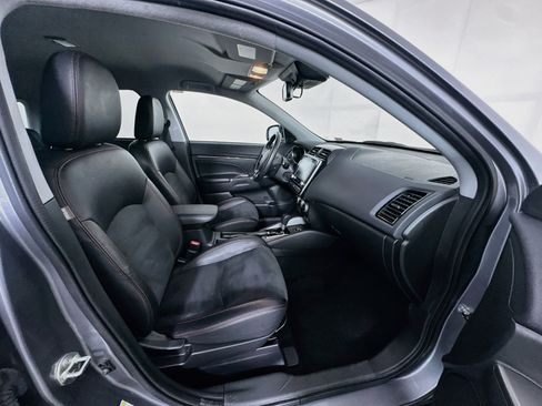 Used 2024 Mitsubishi Outlander Sport AWD image 29