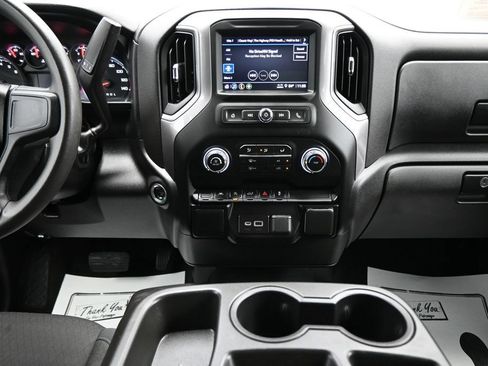 Used 2022 Chevrolet Silverado 1500 Custom AWD/4WD image 20