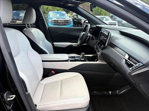 Used 2023 Lexus RX 350 Premium Plus w/ Cold Area Package FWD image 33